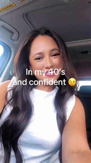 Confident in My 40s: Beauty, Style, and Self-Confidence Tips