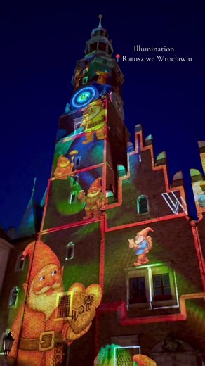 Piękne iluminacje w Rynku ✨ 📍Wroclaw City Hall 🗓️ 19-21 June 🕖 21:30-23:00 every 30 min #wrocław #rynekwroclaw #ratuszwroclaw #illumination