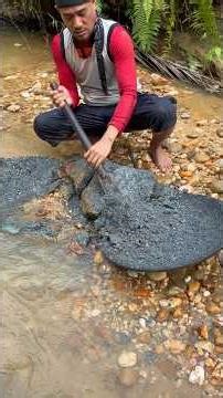 The process of finding gold | finding gold in bedrock fragments | finding gold nuggets worth $2500