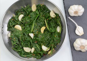 10 Manfaat Bawang Putih, Mengatasi Flu hingga Turunkan Kolesterol