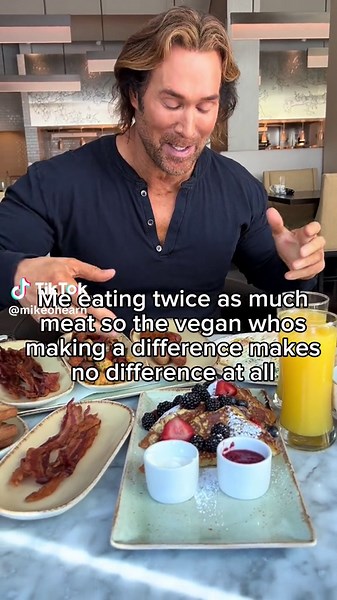 Mike O'Hearn Double Desert Eagle Chest Workout