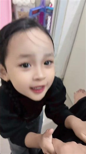 Dr kcil aq sll ngjarin stiap mo kmn aj mgang / make barang yg bkn miliknya / ngpain aj sll blang dlu