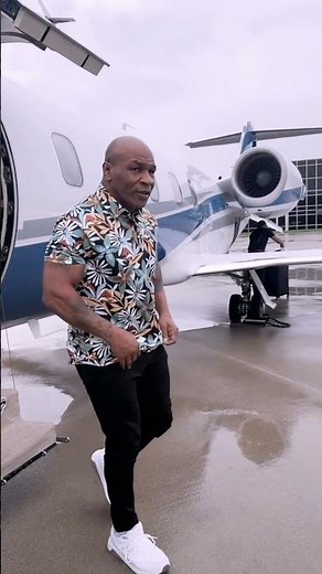HE HIT LIKE A MONSTER 😱 Mike Tyson’s DEADLIEST Power Moments Caught on Camera 💥 #boxing #ufc #mma