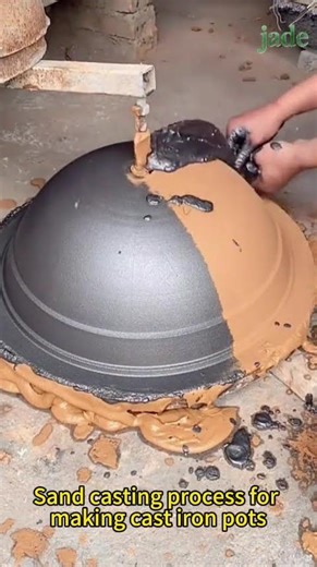 Sand casting process for making cast iron pots #machine #wheelsaw #garden