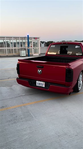 RAM 1500 dropped trucks: why they go viral and how owners do it