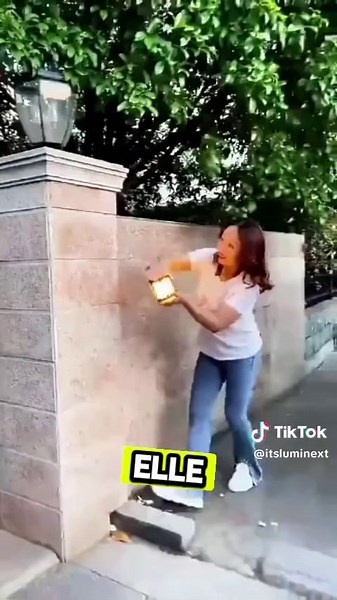 Solar Interaction Wall Lamp: Illuminate Your Space