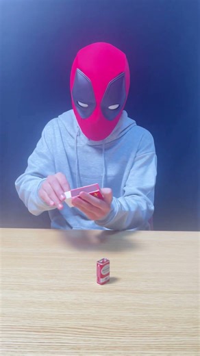 AA Battery & Matchbox Magic Experiment: Does It Work? #easyexperiment #experiment #science