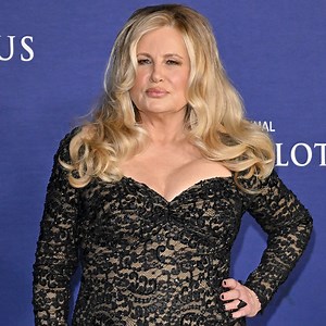 Jennifer Coolidge Sets the Record Straight on Sleeping With "200 Men" After American Pie