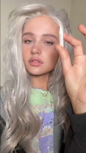 tried to draw ADDISON RAE as ANIME 😌 | JULIA GISELLA #shorts