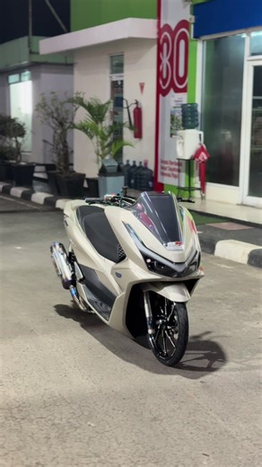 Xenu Kembali dengan Konsep Barunya untuk PCX 2025