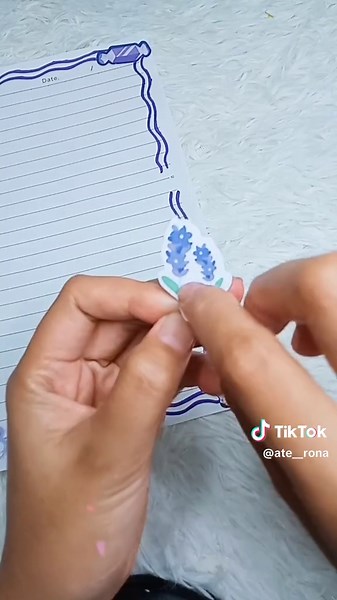 Simple Purple Border Design Ideas for Students