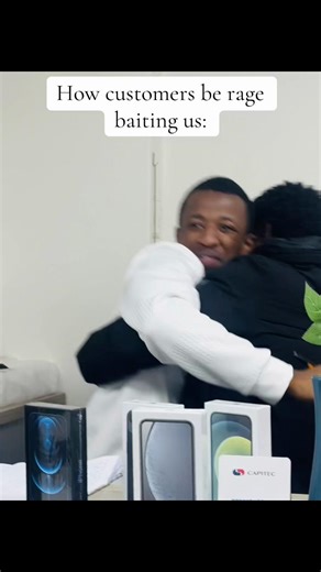 How customers be rage baiting us😭#justcellitza #iphone #apple