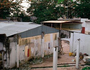 Maison Tropicale (Manthia Diawara, 2008) | Educational/Library