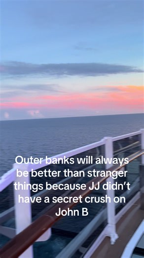 Outer Banks>Stranger Things and anything else. #strangerthings #outerbanks #sarahcameron #noyoudonttopper