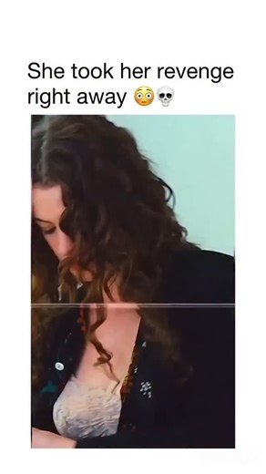 Starlight Flim on Instagram: "💊 Love & Other Drugs (2010) - The Apology 🎥 Romantic Comedy / Drama 🎞️ This funny and chaotic clip is from the movie Love & Other Drugs. It features Jamie Randall (Jake Gyllenhaal), a pharmaceutical sales representative, and Maggie Murdock (Anne Hathaway), a young woman with early-onset Parkinson's disease. The scene takes place right after an awkward medical examination where Maggie, a patient, felt objectified by Dr. Knight (the first doctor in the scene) and J