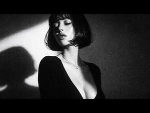Anne Bloom - I See a Perfect Girl // Darkwave, Post Punk