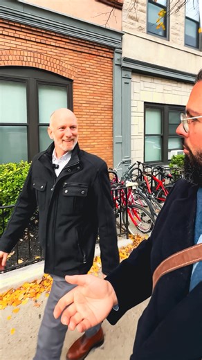 👀 Hoboken in New Jersey has changed significantly over the past decade, but it also retains its old charm. Mark Stehli of Hoboken Business Alliance tells us more of its history. | Urbanist Ariel