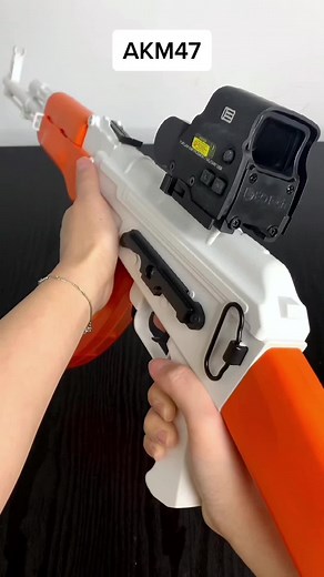 Assembling a Toy Gun: AKM47 in Action