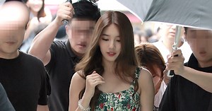 6 Female Idols Who Everyone Wanted To Know About As Soon As They Debuted