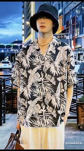 내 이름은 Xian Kei Lai입니다. 저는 케이팝 그룹 출신이에요