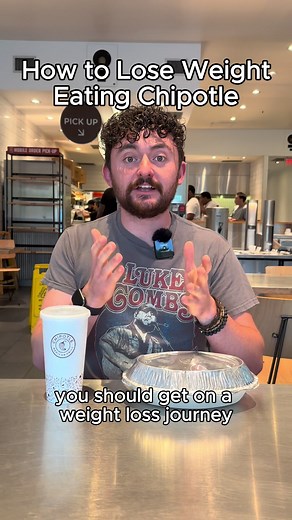 Perfect Chipotle Order for Weight Loss | 605 kcal | 46gP | 59gC* | 21gF