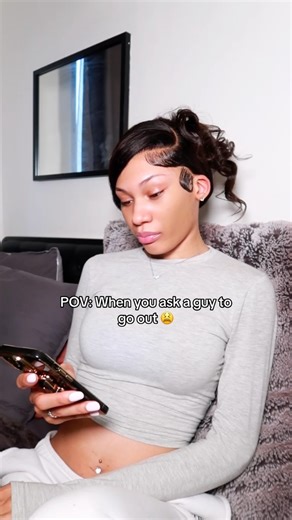 Dominique on Instagram: "The stretch be telling me all I need to know 🤣 #reels #nyc #skit"