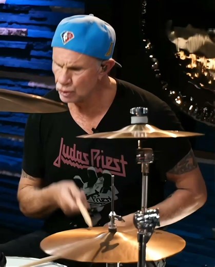 #redhotchilipeppersconcert