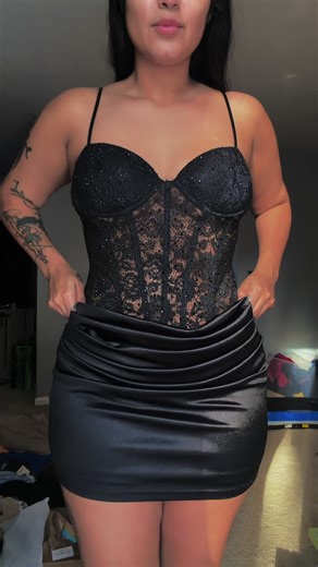 Lady Wonder (@ladywonder.31)’s videos with Striptease - Leonardo Travensoli