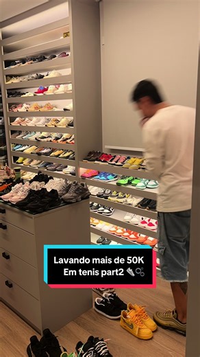 Part2 do nosso primeiro personal cleaner, valor que cobramos nesse trampo está no final do vídeo 💪🏻 Tem interesse no nosso trabalho ou alguma dúvida? Só deixar um comentário aí ou entrar em contato na Dm ou na rede vizinha 👟🫧🫡 . . . #fyp #cleaning #sneakers