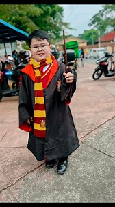 19 reactions | Me as Harry Potter for my very first Book Character Day. Magical start! | Elisandro Reese Eldialde | Facebook