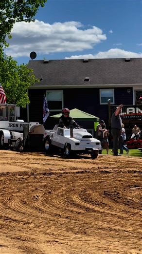 534K views · 11K reactions | The Dink was cranking RPMs!! #gardentractor #tractorpulling | Pulling with Garden Tractors | Facebook