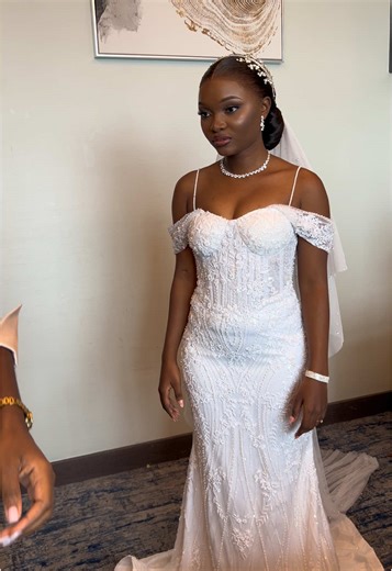 A perfeição dos nossos vestidos❣️ ✨📲 844336887 ✨para as vossas encomendas e marcações. 📍Maputo, Alto Maé