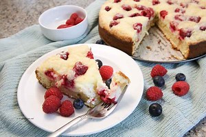 Raspberry Cream Cheese Coffee Cake