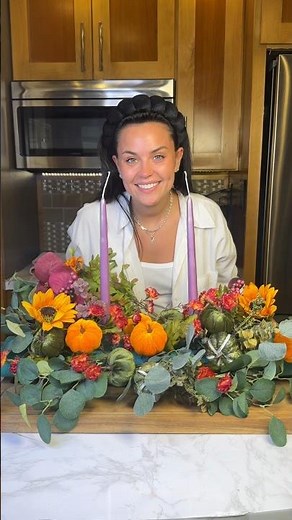 Transform a simple pool noodle into a stunning centerpiece with this easy DIY! 🎃🍂🧡