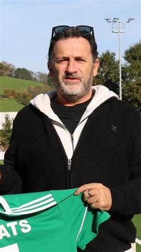 14K views · 48 reactions | Éric Olhats, l’ancien entraîneur et recruteur basque, ex-mentor du footballeur Antoine Griezmann, a été condamné ce mardi 4 novembre, à six ans de prison ferme pour agressions sexuelles sur neuf mineurs et corruption de mineur.  https://l.sudouest.fr/PhiP | Sudouest.fr Pays Basque | Facebook