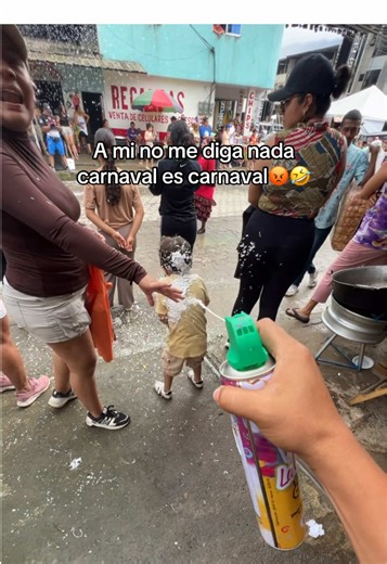 Humor sobre el Carnaval y las casas