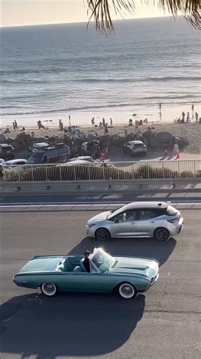 1962 Ford Thunderbird convertible