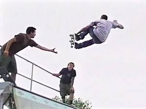 #ThrowbackThursday 🗓 Danny Wainwright skating every side of the mobile mini 📹 John W. Oliver & Devon Collins | Powell-Peralta