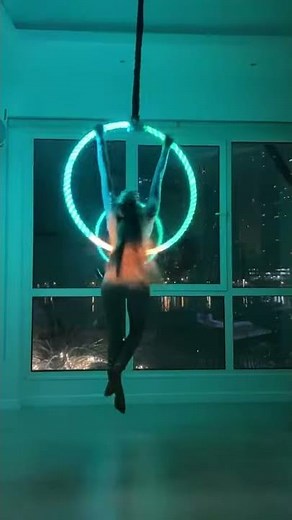 Beautiful LED Aerial Hoop Acrobat Performance in Dubai, UAE
