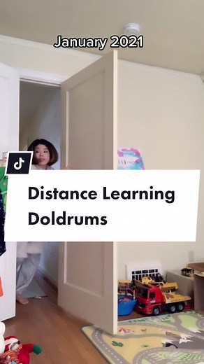How it’s going #distancelearningbelike #remoteschooling #covidtimes