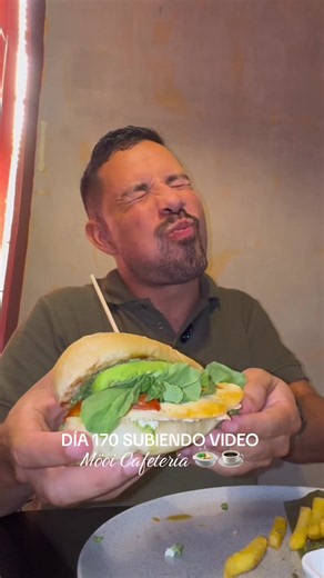 Día 170. Les prometo que deben dar una oportunidad a este menú, mi preferido “El sándwich” 🥪🍃 Gracias por tan grata experiencia @Möoi Cafetería ✨🤝🏻