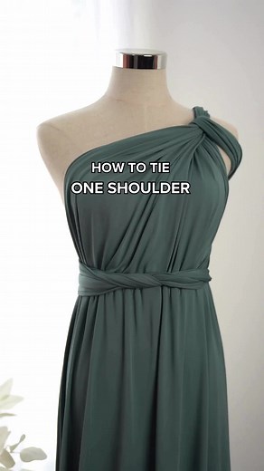 Tying the infinity dress can be so easy! Save this tutorial for your next event 😍 #infinitydress #multiwaydress #howtotie #howtostyle