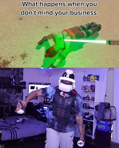 He's having a little bit too much fun in VR here 😅 @techman_ju #gaming #vr #virtualreality #starwars #oculus