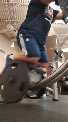 core strength bay bay. 110 lb ab crunch machine