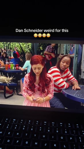 “cramps”??? unnecessary. 😟#victorious #danschneider #arianagrande #nickelodeon #victoriajustice