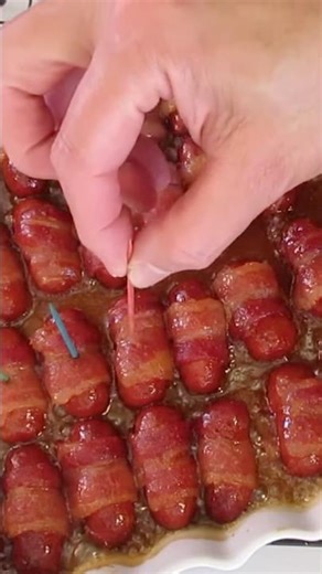 Baked SMOKIES WRAPPED IN BACON 😋 So YUMMY 😍 #food #baking #sausage #bacon #recipe
