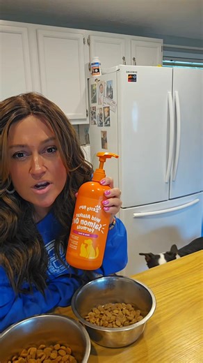 If your dog’s been licking their paws or scratching nonstop… It might not be allergies at all. Most kibble — even the “good” brands — are cooked at over 400°F, destroying the delicate Omega-3s their body needs to stay balanced. Without those nutrients, inflammation takes over — starting in the skin and spreading throughout their body. That’s why you’ll see dull fur, shedding, and those sleepless nights of constant licking. The fix isn’t another vet visit or cream… It’s restoring what their food 