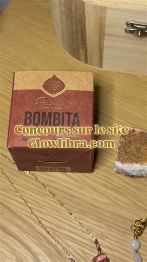 𝑱𝒖𝒔𝒕𝒊𝒏𝒆 • Énergéticienne • Cartomancienne ✨ on Instagram: "✨ GRAND CONCOURS DE FIN D’ANNÉE ! ✨ Pour célébrer cette période magique, chaque commande passée sur mon site vous donne automatiquement une chance d’être tiré(e) au sort pour tenter de remporter un coffret mystique rempli de merveilles ✨💫 🎁 Le coffret contient : • Des bombes d’encens oliban et cannelle • Une druse d’améthyste chauffée • Un galet de quartz rose • Un bracelet wish en quartz rose • Un collier Alchimie en rhodocrosi