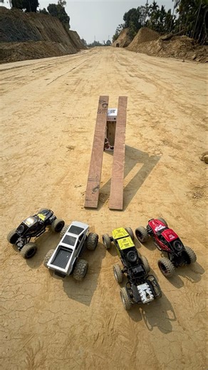 Hollow Ramp vs Rc Cars #toyhunt #rccars #rctoys #rampclimbing