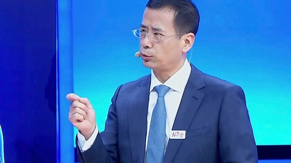 养生堂之 神经根颈椎病可能会瘫痪 专家现场展示如何手术治疗